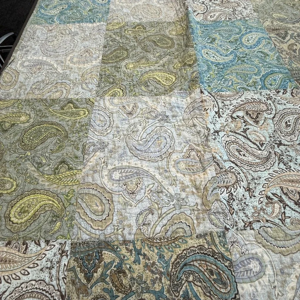 Paisley Patchwork Quilted Bedspread Blue Green Tan Reversible King Coverlet